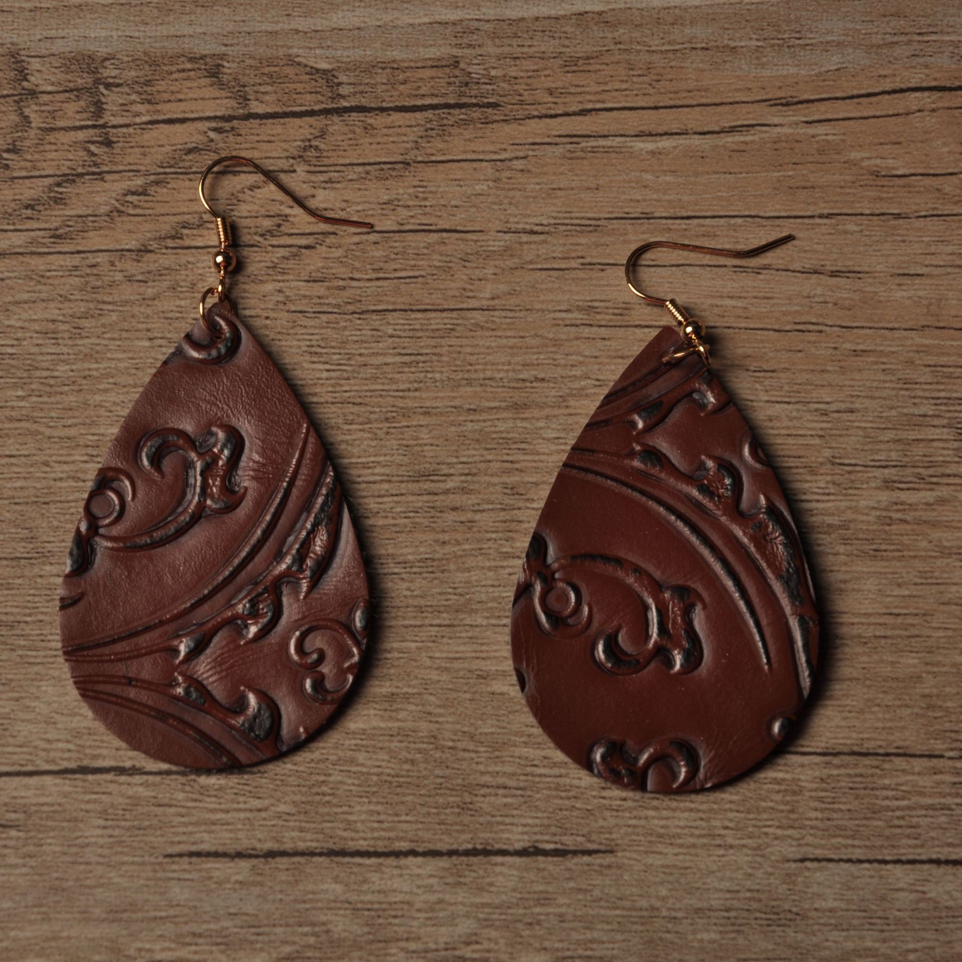 2019 Hot Fashion Jewelry Women'S PU Leather Earrings Embossing Water