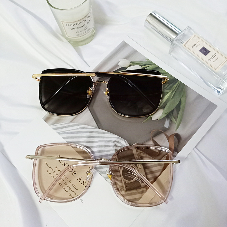 279g Weight Retro Style White, Beige, Transparent, Black Color New Fashion Trendy Big Frame Korean Simple Exquisite Sunglasses Wholesale 2