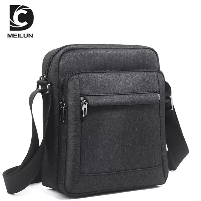 夏季男士包包单肩包运动小男包潮牛津布斜挎包ipad包男时尚机车风