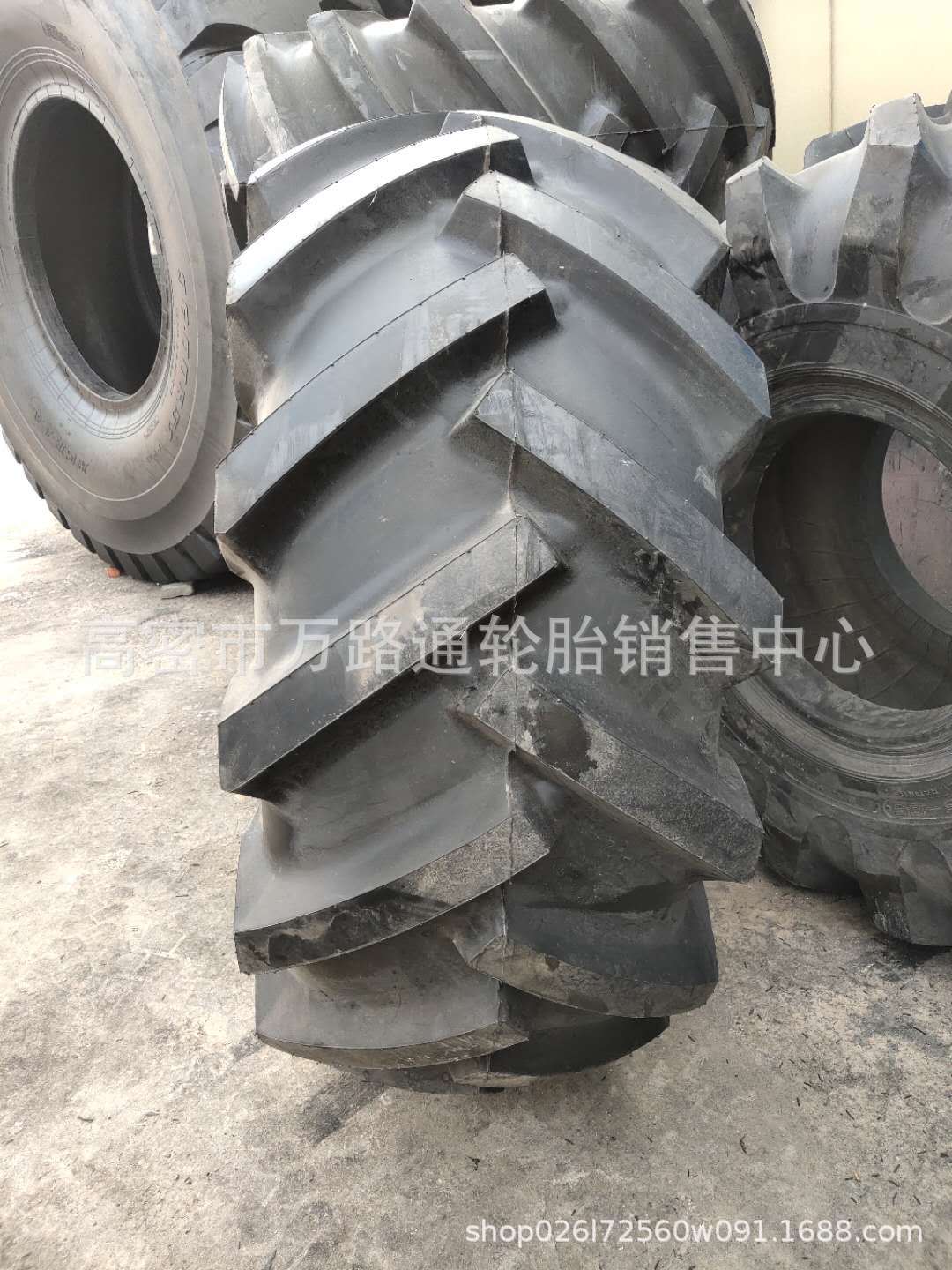 工程轮胎23.5-25-24L人字加深花纹拌路机冷再生机轮胎装载机轮胎