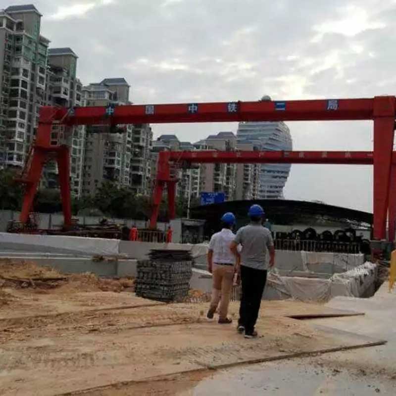 厂家定制MH型20吨门式起重机操作简单遥控MH型20吨门式起重机