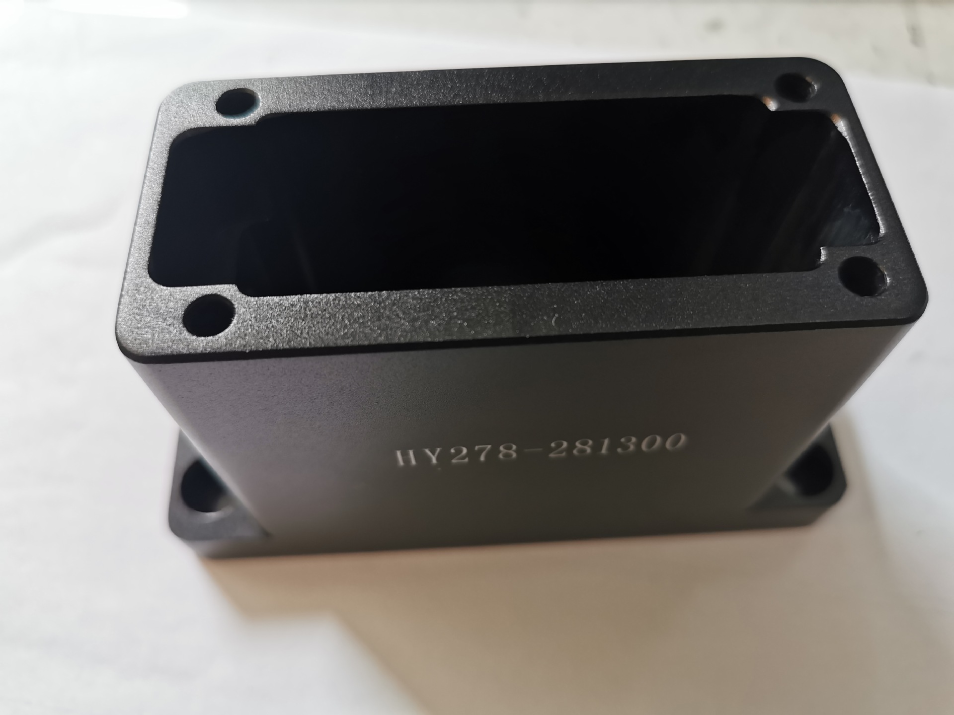 汽车发动机线束插头，铝合金机加工，上海工厂