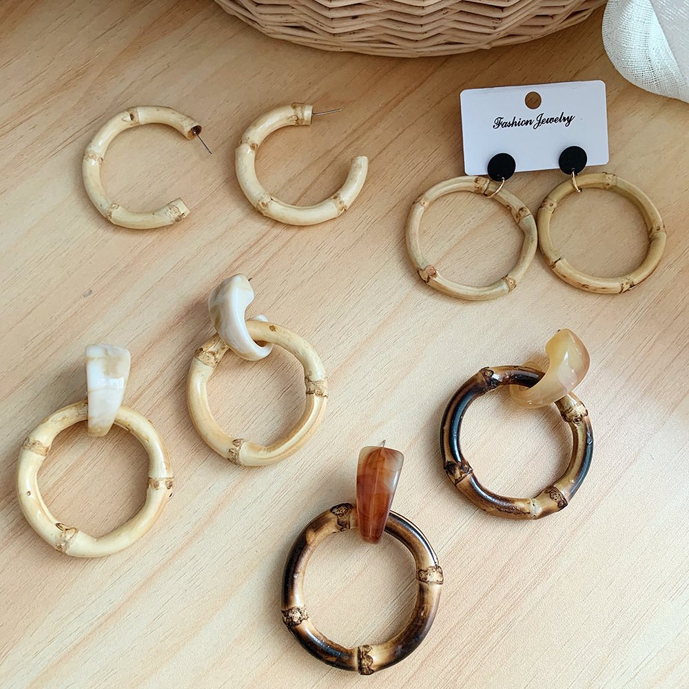 fashionable geometric acrylic earrings