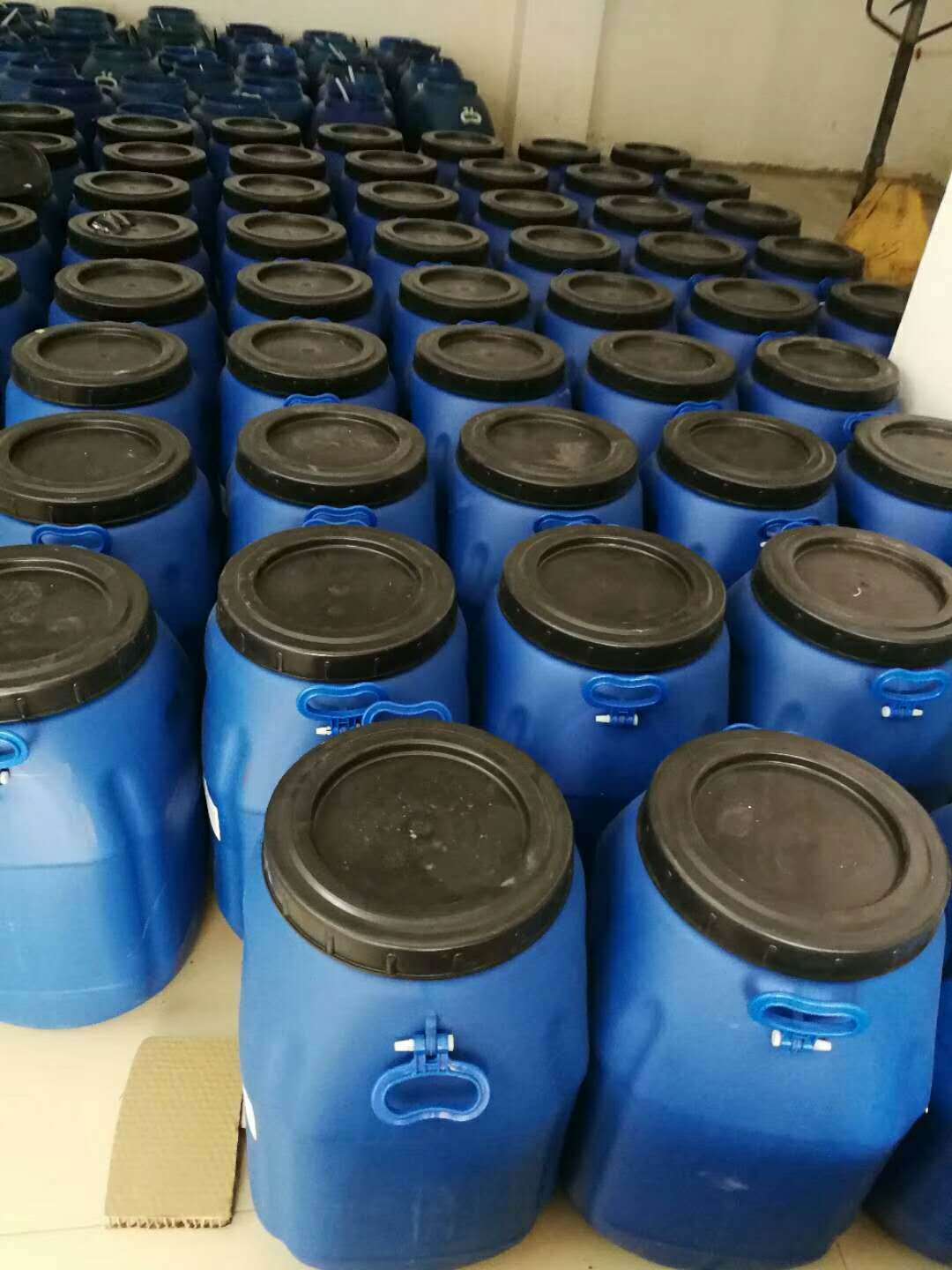 高光泽成膜性好水性丙烯酸乳液