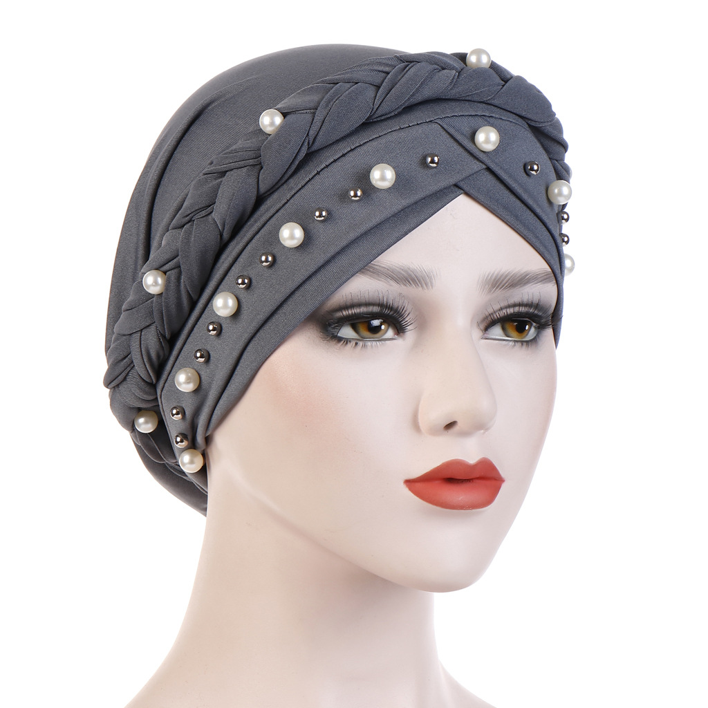 Women's Retro Solid Color Pearl Beanie Hat display picture 1