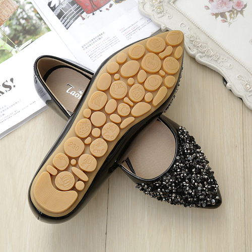 Korean style women's shoes, slim and fashionable 2024 autumn new pointed toe shallow mouth single shoes, sequined rhinestone flat shoes for women, large size