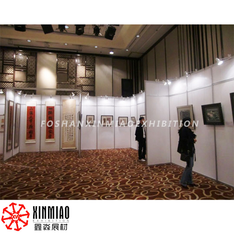 ������Ʒ��ҵ����ѧУ��Ʒչ��������黭չ���۵�����ͼ�Ķ�ͯ��