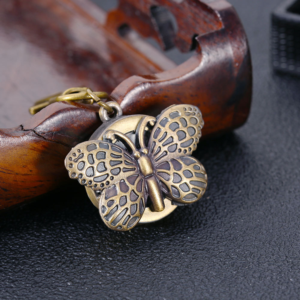 Quartz Watch Bronze Carved Small Butterfly Quartz Pocket Watch Gift Nostalgic Keychain Quartz Hanging Watch 8915