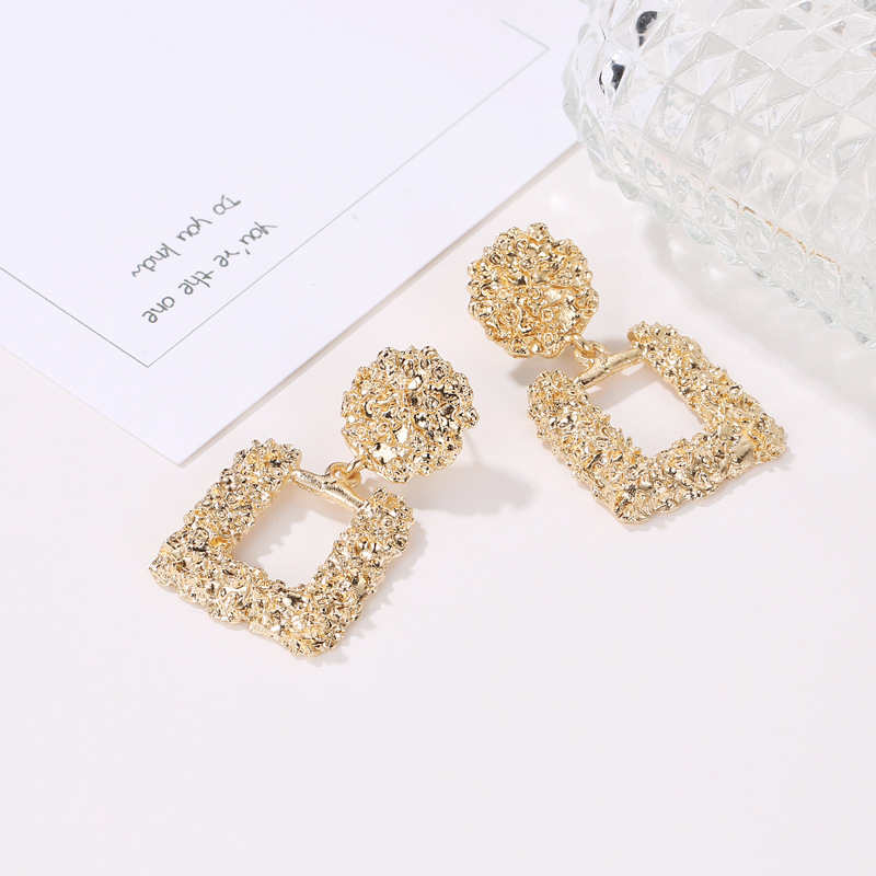 Simple Style Geometric Plating Alloy No Inlaid Earrings Ear Studs display picture 3