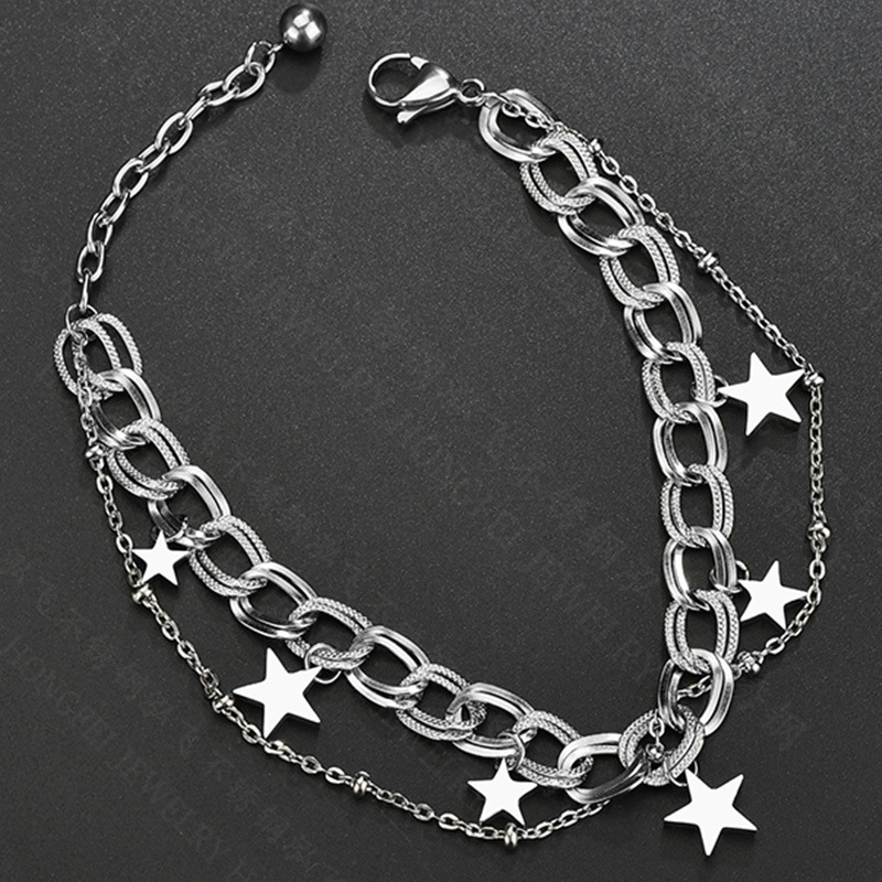 Fashion Wild Smooth Five-pointed Star Titanium Steel Bracelet Women&#39;s display picture 3