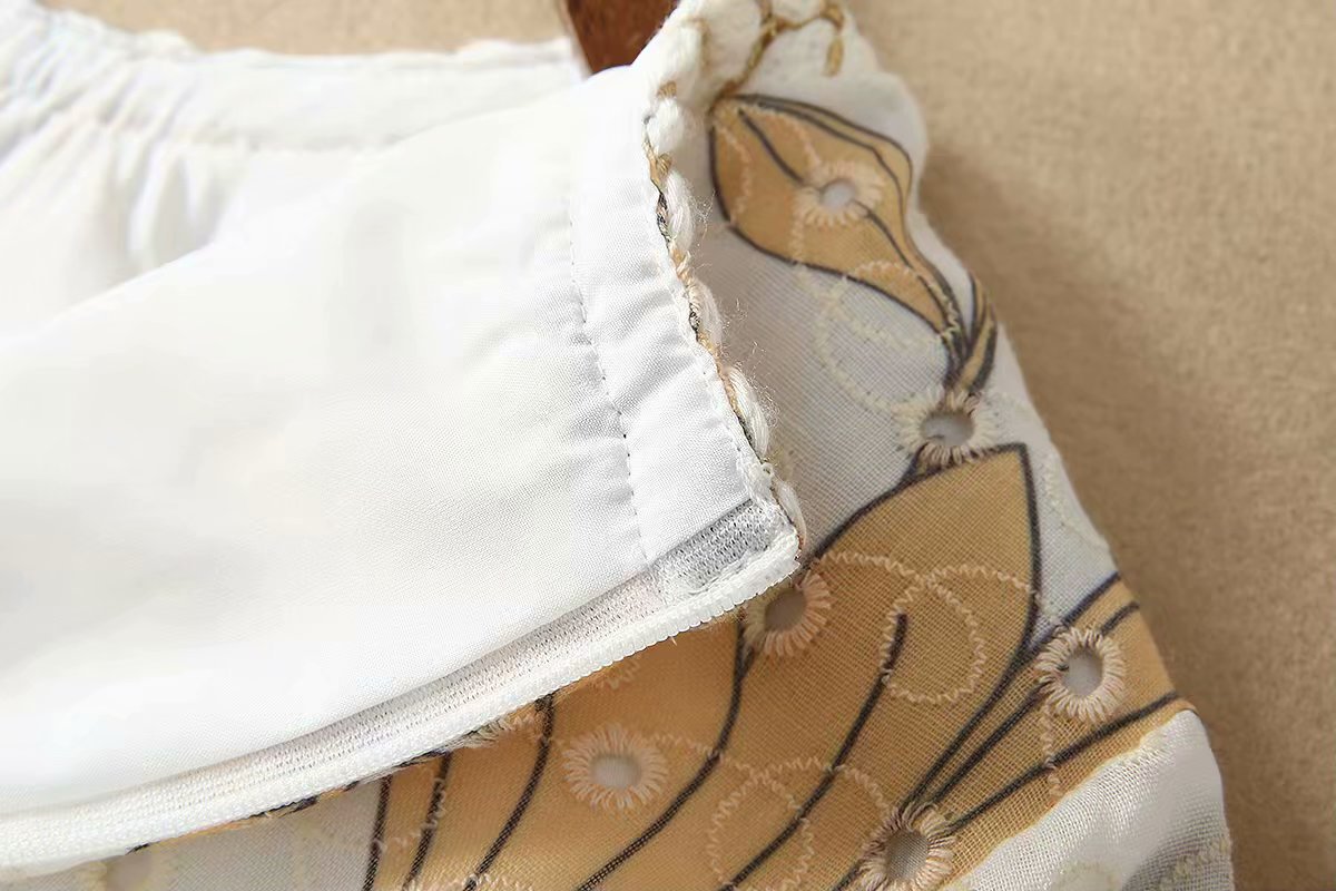 1225-01 花边辫子拼接连衣裙 码数SMLXL面料绣品+