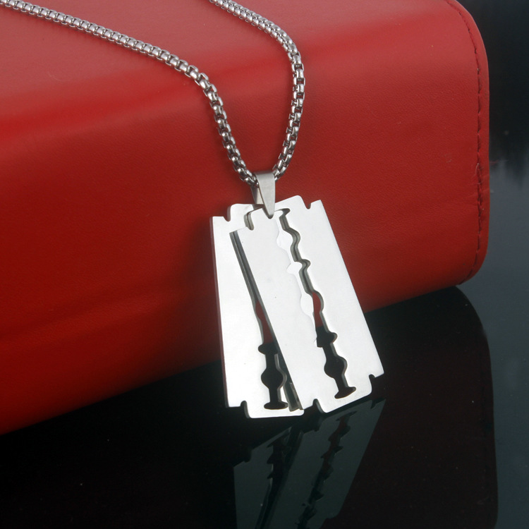 wish explosions jewelry personality punk style blade tag men's and women's razor pendant wholesale military necklace