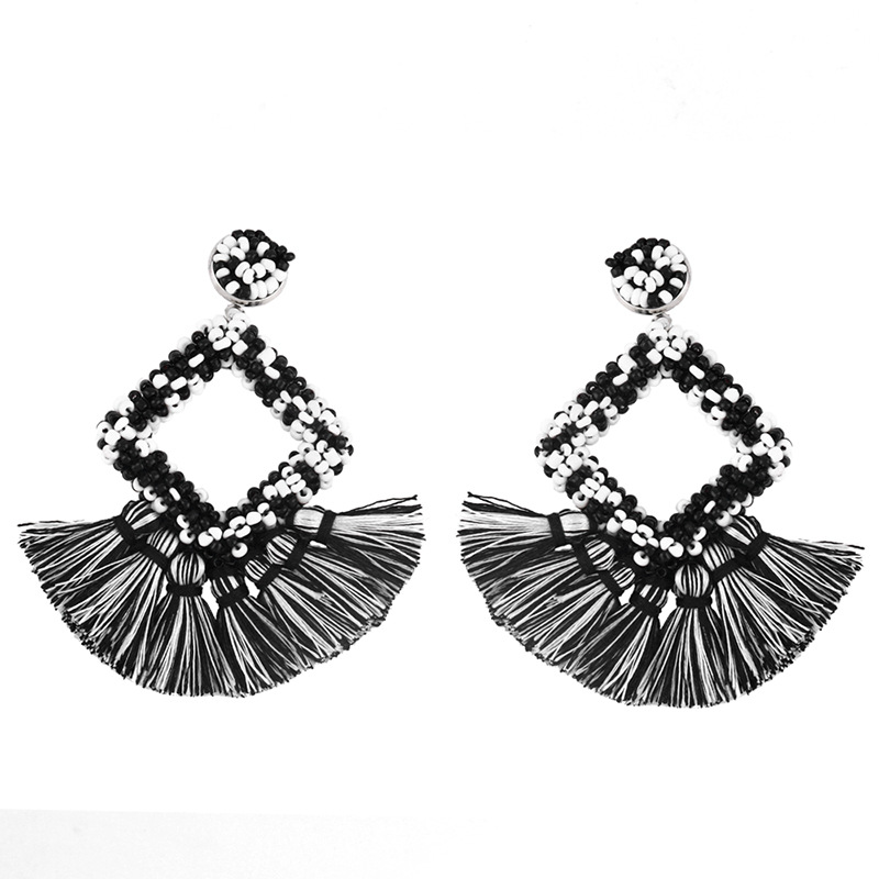 Jewelry Mizhu Tassel Earrings Female Geometric Diamond Stud Earrings display picture 17