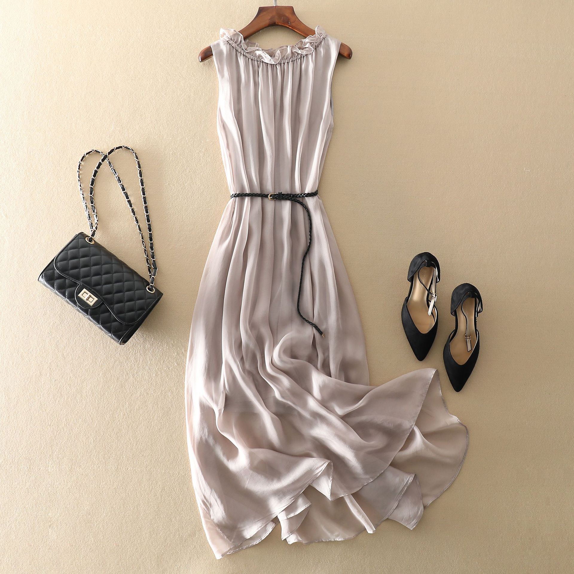 Sleeveless Round Neck Beach Dress