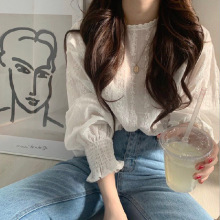 韩版ins甜美系少女早春小清新减龄蕾丝勾花灯笼长袖衬衫女上衣