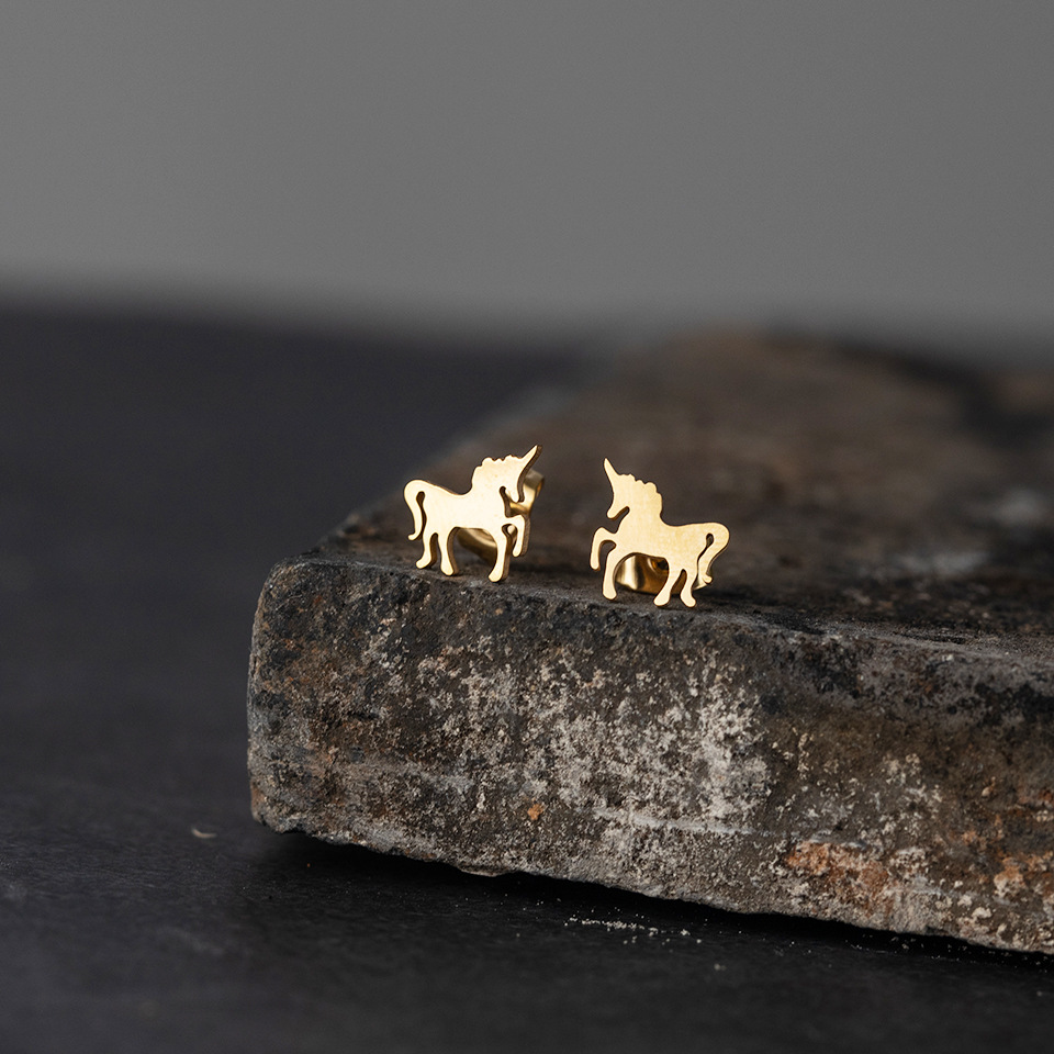 Simple Style Unicorn Alloy No Inlaid Earrings Ear Studs display picture 4