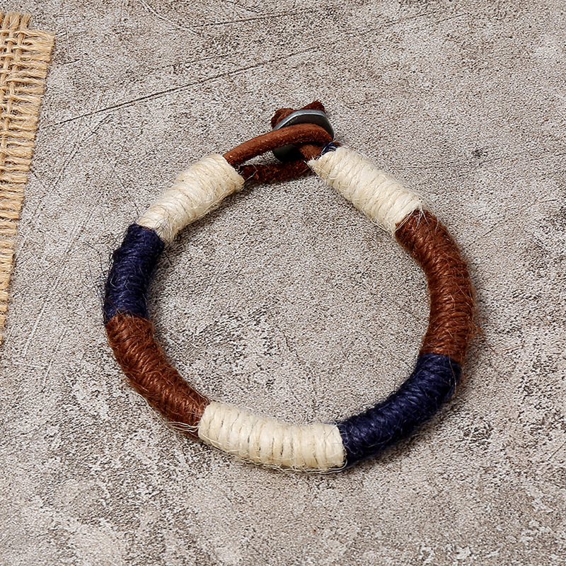 Bohemian Hand-woven Cowhide Bracelet Color Twine Bracelet display picture 1