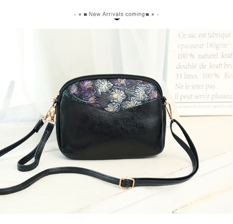 Femmes Mini Faux Cuir Fleur Mode Broderie Rond Fermeture Éclair Sac Bandoulière display picture 17