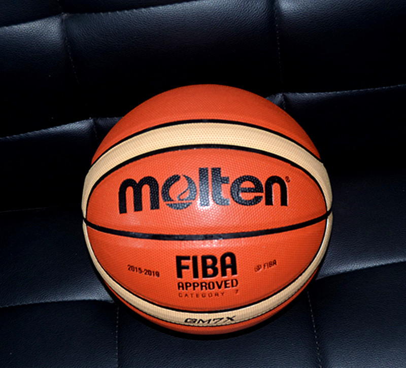 廠家直銷定制款籃球摩騰GM7X超纖牛皮室內室外專用球外貿貨源代發