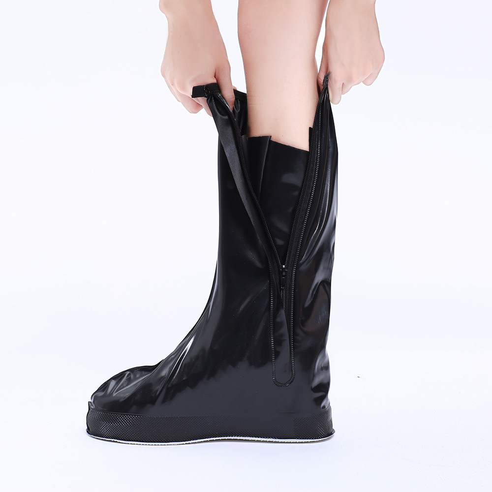 Cubierta de zapato a prueba de lluvia para hombres y mujeres en días lluviosos antideslizante resistente al desgaste engrosada suela cubierta de zapato impermeable de tubo medio-alto cubierta de zapato impermeable