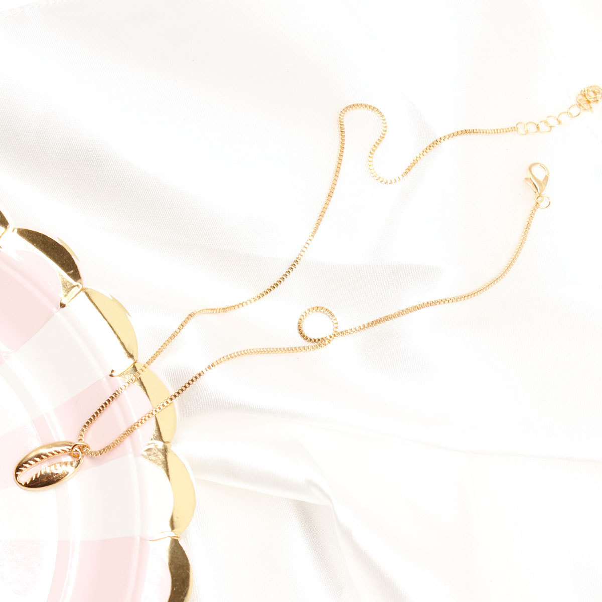 box chain Chain Type 1 Piece Quantity Party, Street Occasion Vacation Shell Shell Alloy Box Chain Pendant Necklaces Wholesale