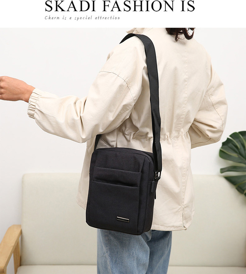 Men's Solid Color Oxford Cloth Zipper Shoulder Bag display picture 3