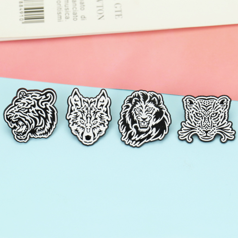 New Geometric Animal Pattern Tiger Cartoon Lion Wolf Alloy Brooch display picture 4