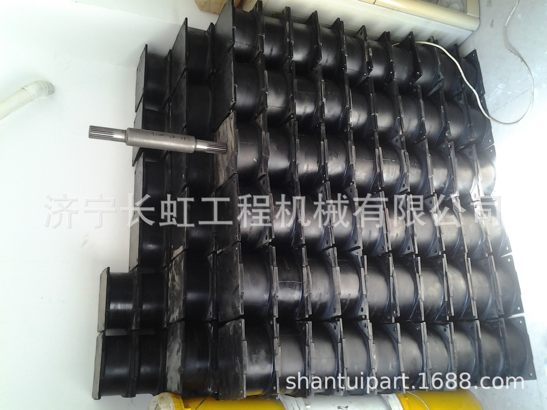 山推 SG18平地机驾驶室减震块263-51-07000