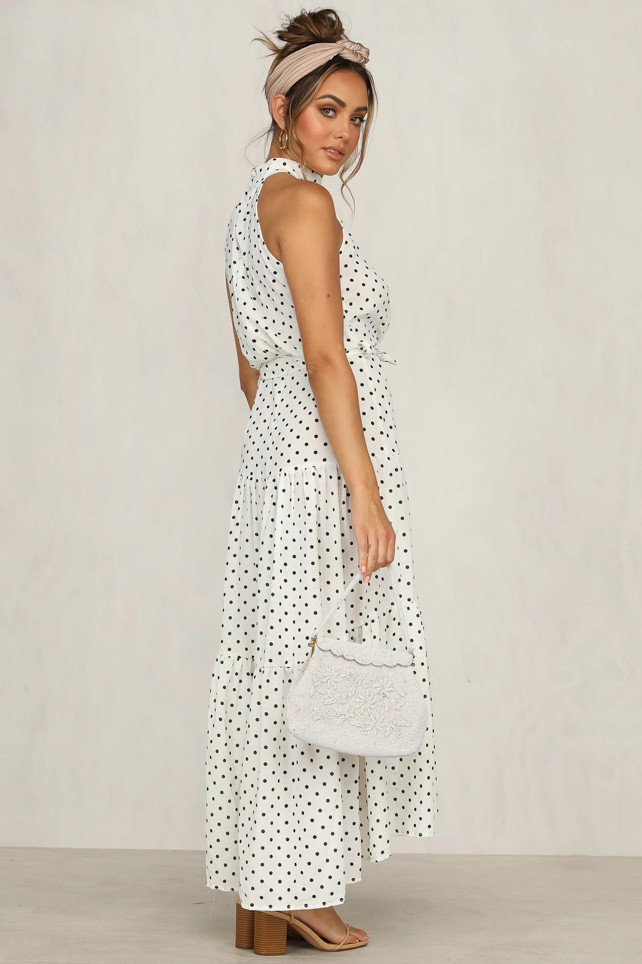 summer new women s polka dot round neck mid-waist sleeveless ruffled flounce dress NSYD3859