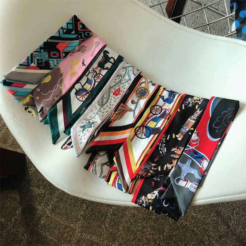 Printed and patterned twill silk scarf manufacturer wholesale accessories silk scarves handbags tied with bows silk scarves striped flowers undefined
