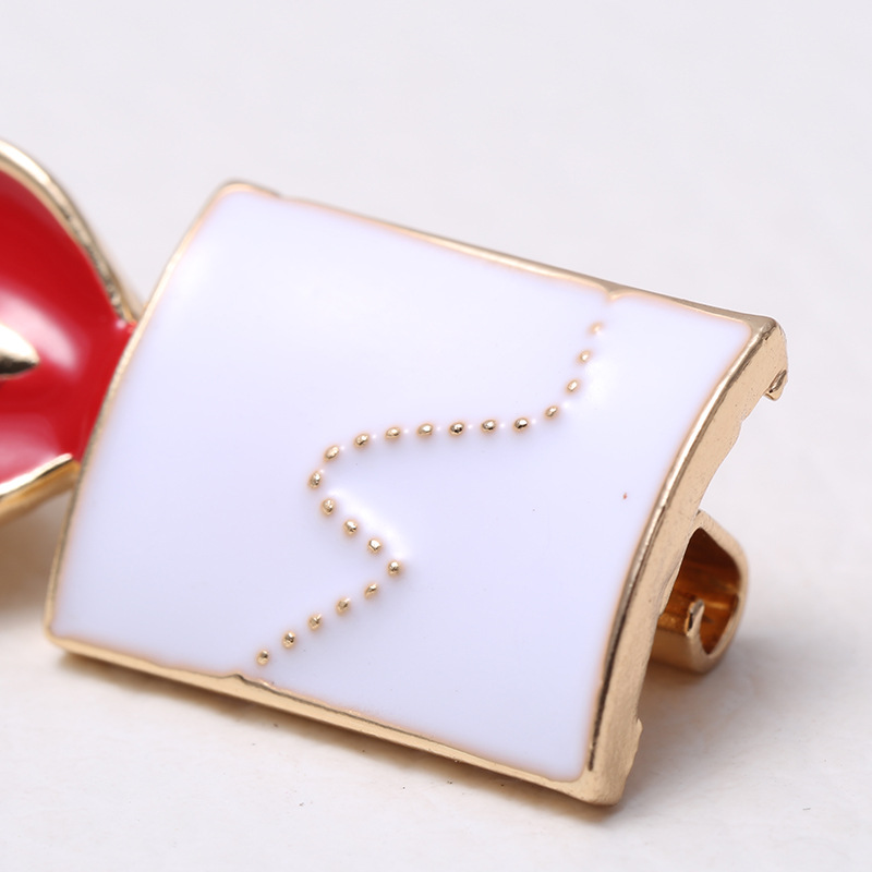 30g Weight Brooches Classification Daily Occasion Alloy Material Christmas Festival Human Pattern Women'S Gender Water Drop Design Fashion Style Fashion Pin Human Alloy Water Drop Women'S Brooches 25