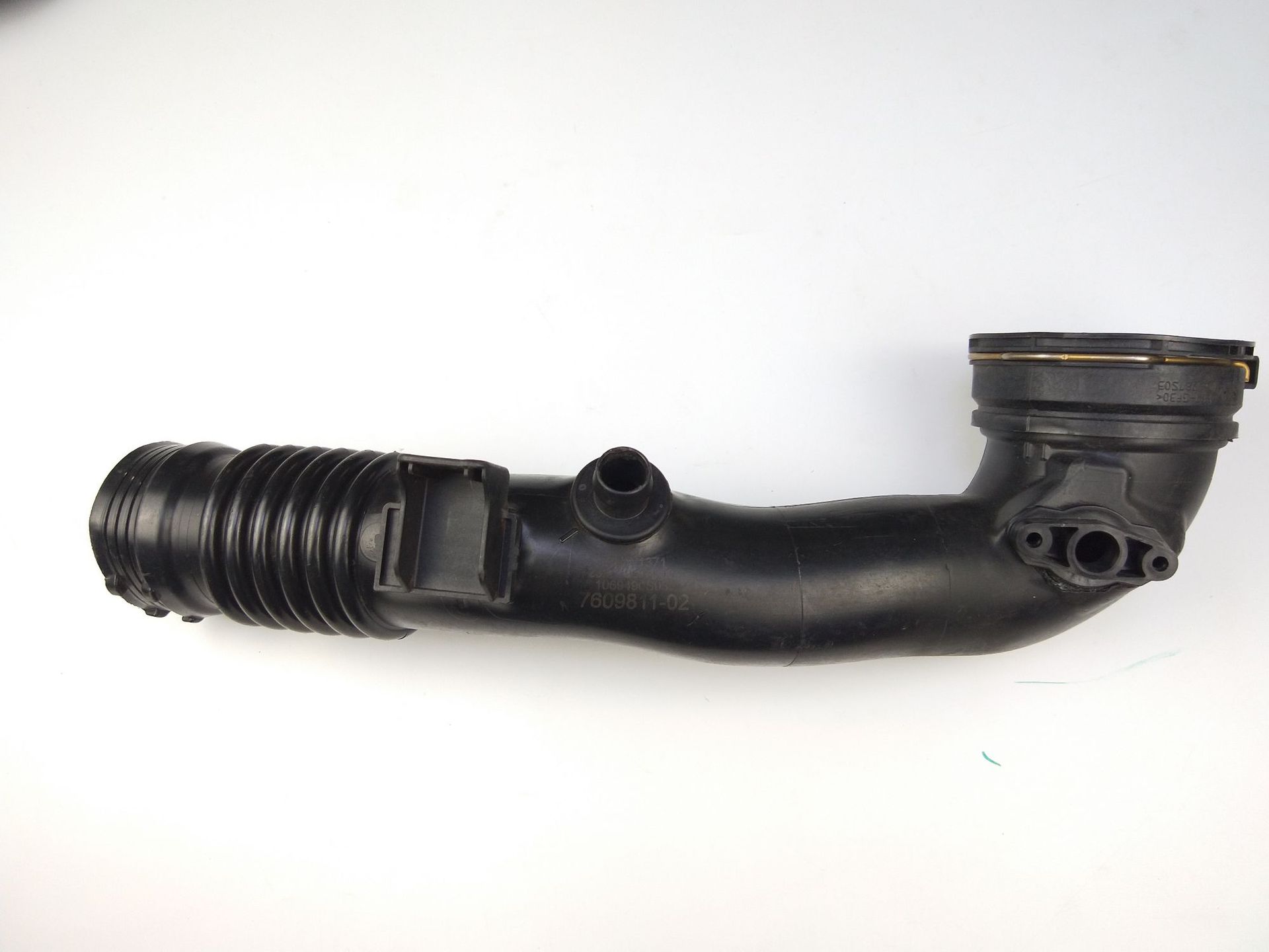 适用于F18 F02 E70 E71 F07进气管  13717609811