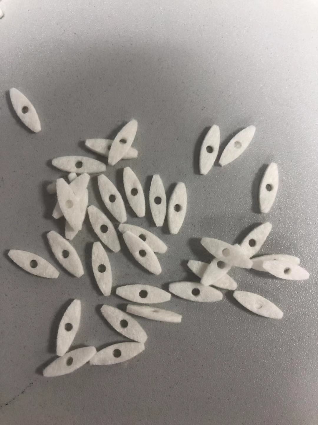 厂家直销电子烟吸油棉、导油棉、储油棉、烟嘴棉等