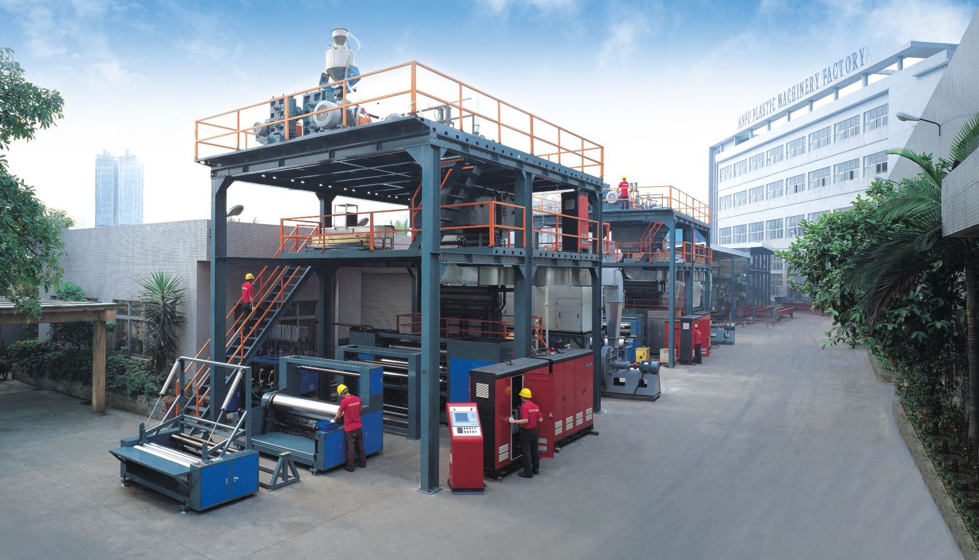 供应无纺布挤出机 PP非织造无纺布挤出 可根据不同规格制作