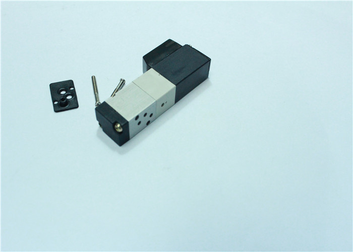 KV8-M71YA-00X Yamaha YV100X.XG.II Vacuum Solenoid Valve SMT Parts KV8-M71YA-00X Yamaha YV100X.XG.II Vacuum Solenoid Valve SMT Parts