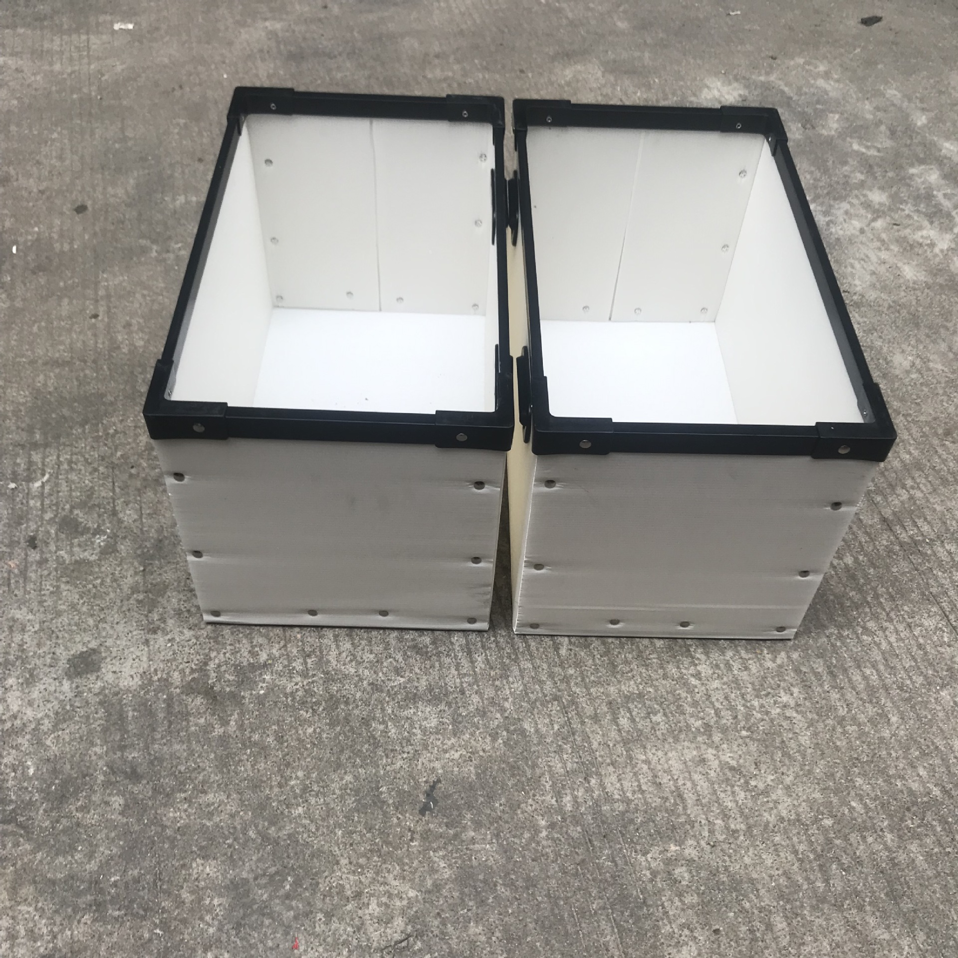 重庆熟料中空板刀卡 南京骨架物料周转箱 厦门PP塑料加固隔板箱