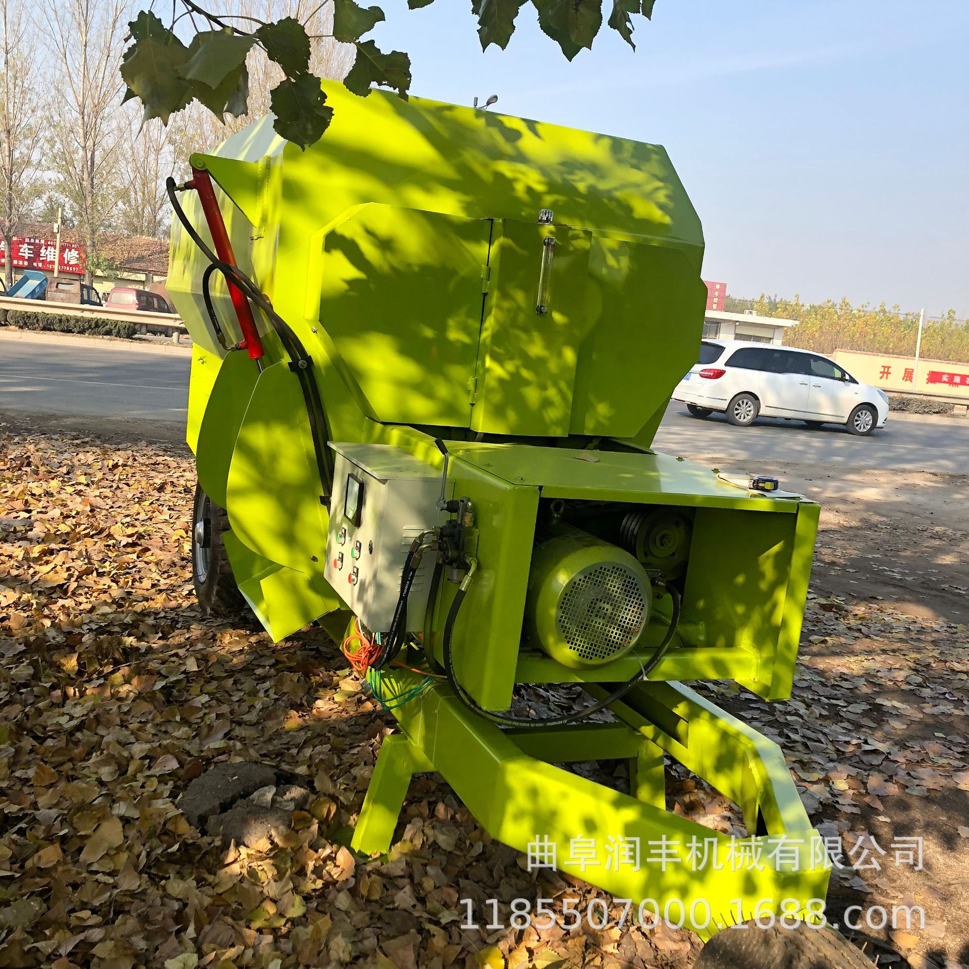 六盘水单人操作搅拌机 容量大牧场搅拌机