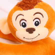 長臂猴子公仔新款兒童毛絨88創意生日禮物防撞頭小吊猴窗簾掛件