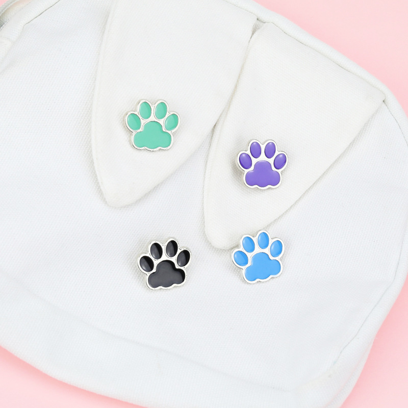 Cute Cat Paw Brooch Small Footprint Badge Drip Oil Collar Pin display picture 1