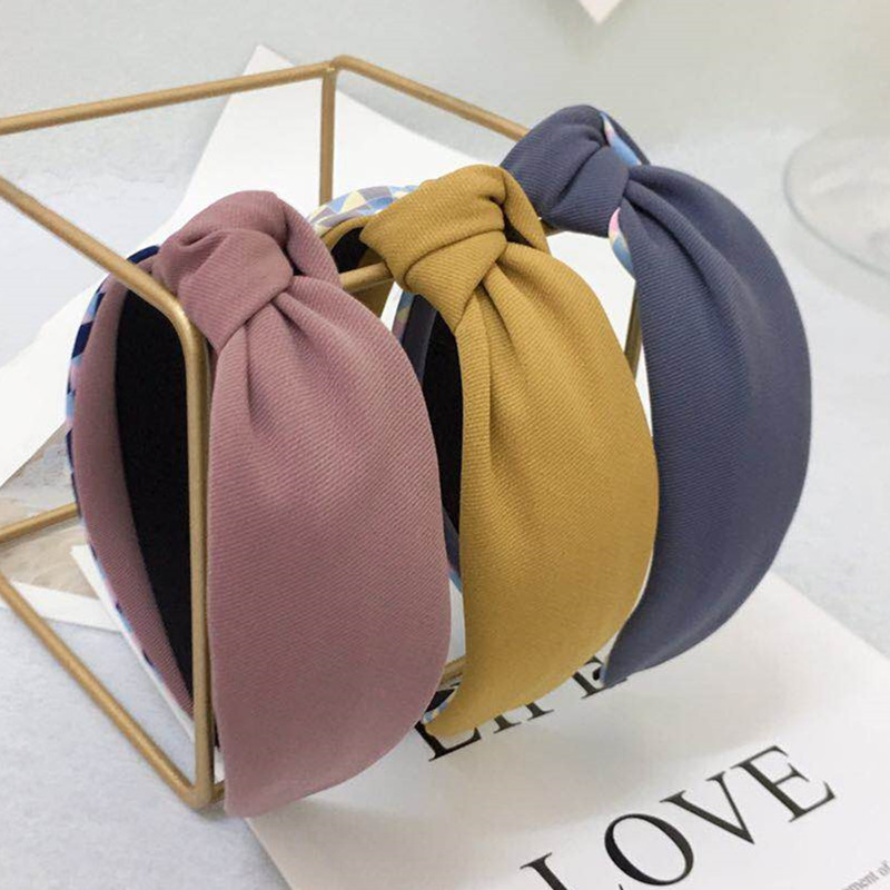 2019 New Headband Korean Hit Color Middle Knotted Headband Women display picture 2