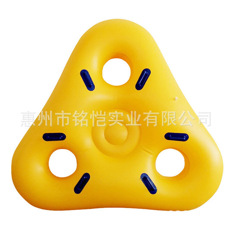 Inflatable wear-resistant aqua park