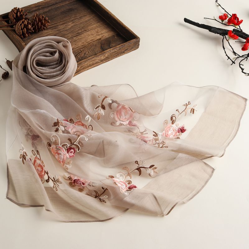 2019新款春夏绣花民族风纯色围巾女 欧根纱多用防晒丝巾披肩批发|ru