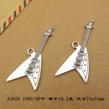 A3628吉它1000克/98个 10.2克33x75mm音乐器材合金饰品配件批发