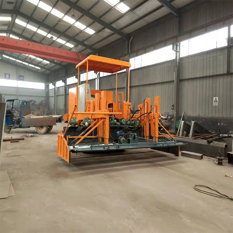 厂家销售柴油混凝土摊铺机 现货生产市政工程摊铺机 价格便宜