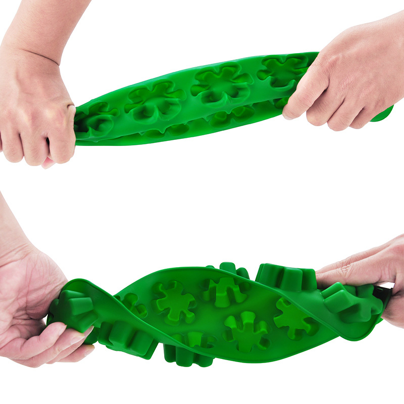 Conjunto de formas de silicone para bolos com tema natalino em formato de flores e figuras humanas, ideais para confeitaria em casa, no jardim e em bares._voghion.com