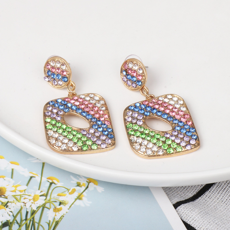 Hot Earrings Hot Fashion Creative Geometric Earrings Female Diamond Stud Earrings display picture 2