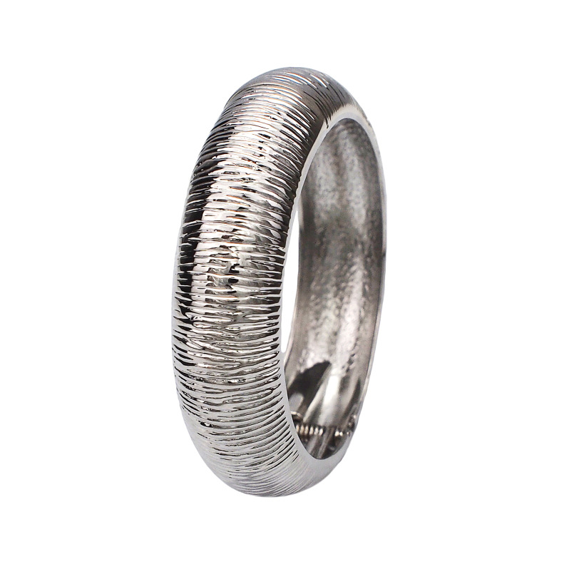 55g Weight Bangle Classification Alloy Chain Material 1 Piece Quantity Holiday, Party Occasion Alloy Material Geometric Pattern Women's Gender Plating Design Exaggerated Style Wholesale Jewelry Exaggerated Geometric Alloy Plating Bangle 5