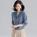 秀业2021秋冬新款小心机飘带蝴蝶结V领<font red=H>针织</font><font red=H>衫</font><font red=H>毛衣</font><font red=H>女</font>气质打底上衣