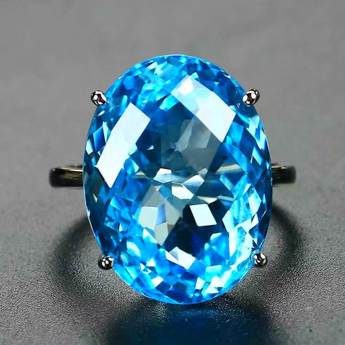 Cross-border hot selling topaz sapphire ring, atmospheric sapphire diamond ring, fashionable dove egg crystal women's ring