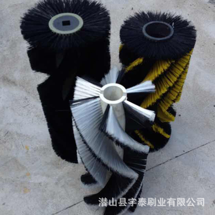 厂家定制供应环卫扫路车毛刷 扫路机机械刷辊 环卫清洁刷辊